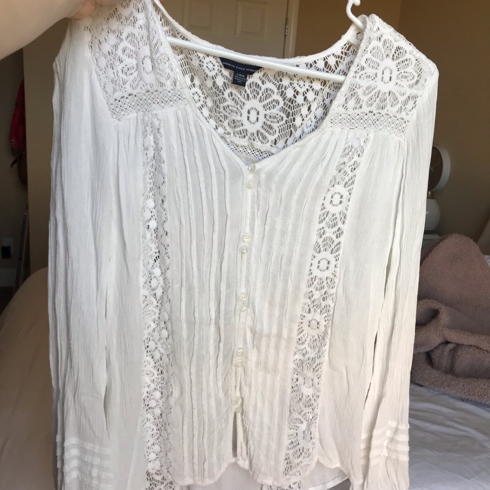 Gorgeous American Eagle long sleeve shirt